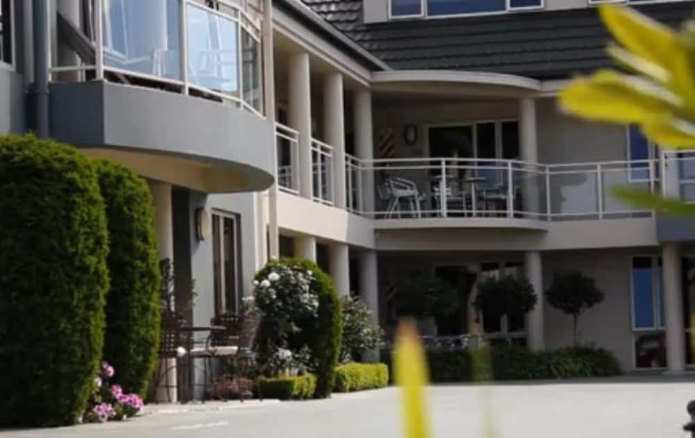 콜롬보 인 더 시티 크라이스트처치 외부 사진 The exterior of the house